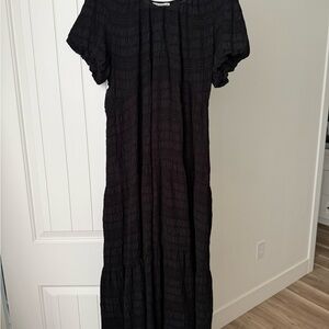 Elegant Black Maxi Dress
